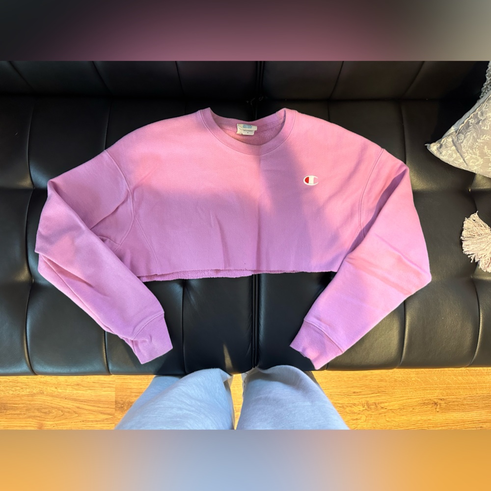 Cropped Pink Champion Reverse Weave Crewneck